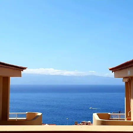 Ocean Romance Puerto de Santiago (Tenerife)