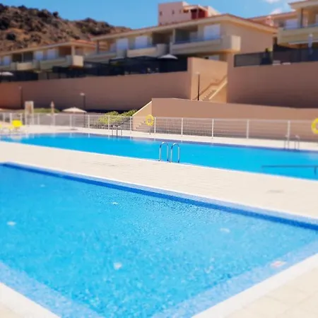 Ocean Romance * Puerto de Santiago (Tenerife)